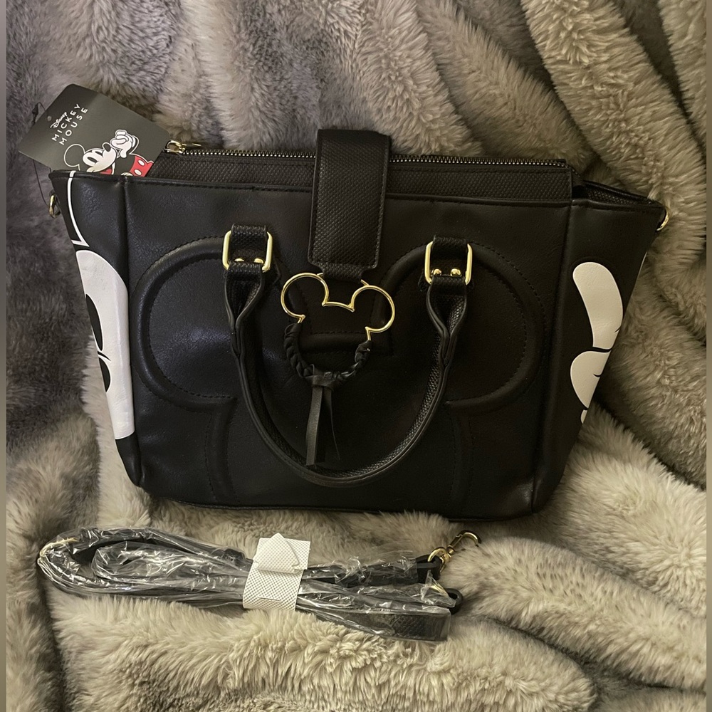 Disney X BIOWORLD - Mickey Mouse Purse w Shoulder Strap - New with Tags